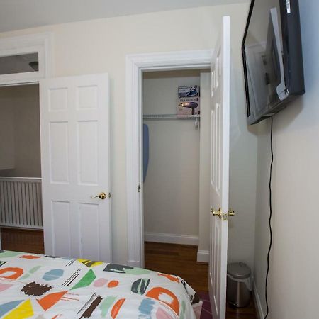 3-Min Walk To Petworth Metro Station ;10 Mins To Convention Center: Private Cozy And Quiet Bedroom And Bathroom Washington Bagian luar foto